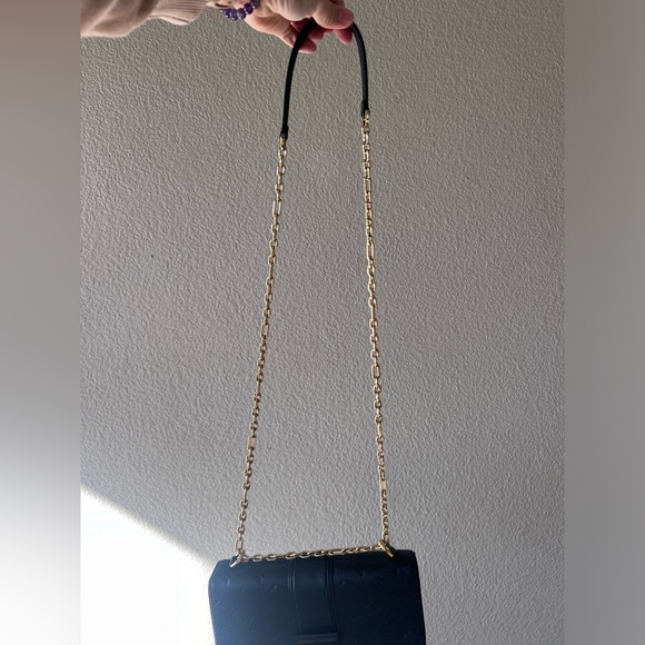 Louis Vuitton Chain Shoulder Bag Monogram
Amnlant Noir SAINT SULPICE PM - Picture 15 of 16